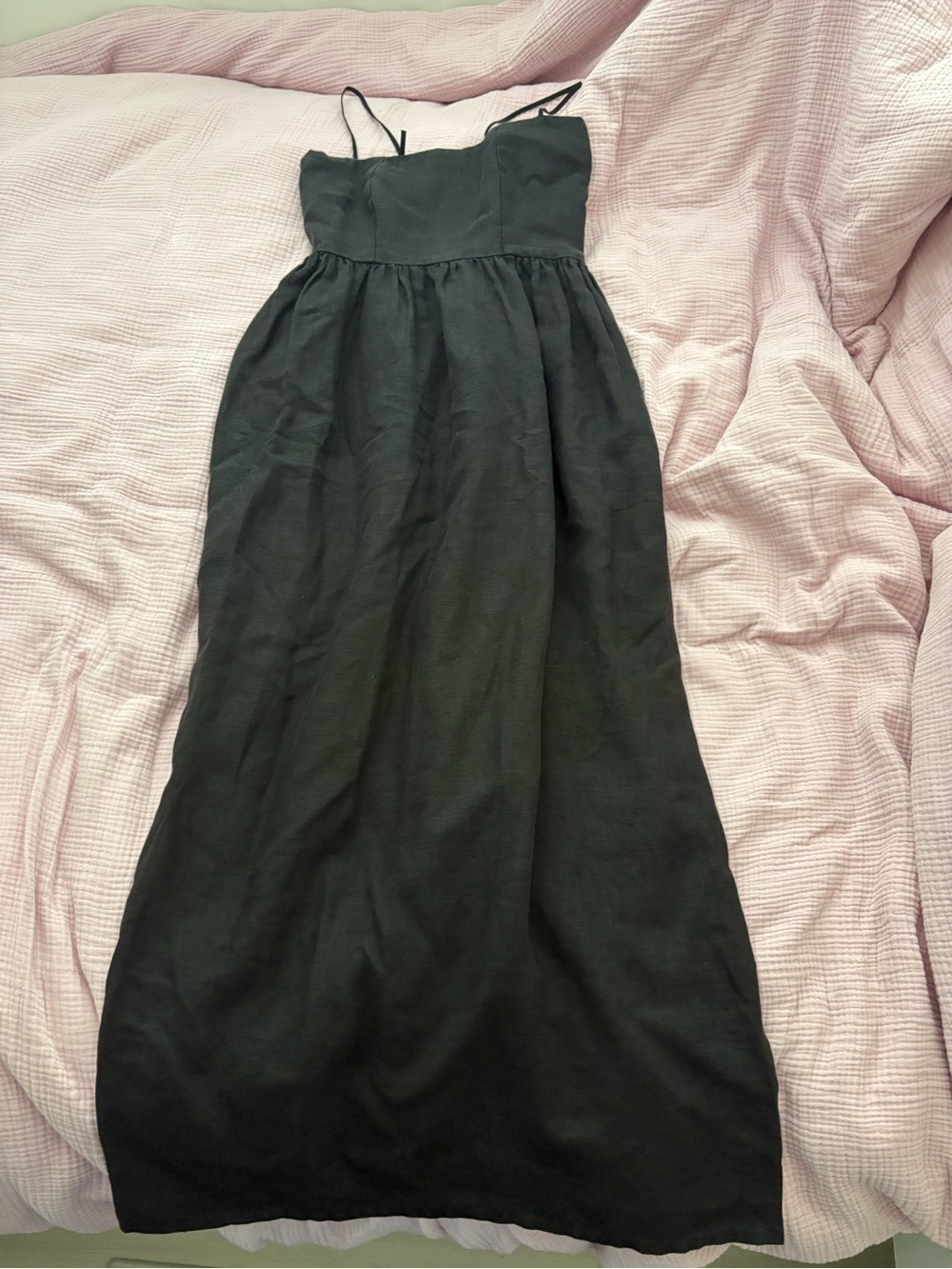 Mie black linen sundress